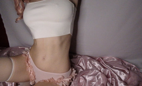 amateur mollige onlyfans exklusive kunst bild