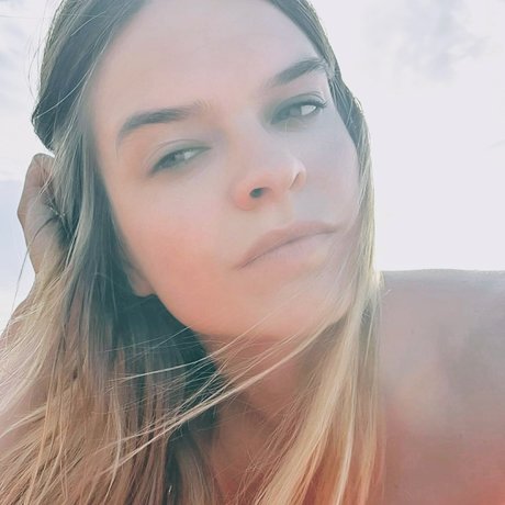 Cherryflowerxxx Miley_ kostenlose pornografische galerie