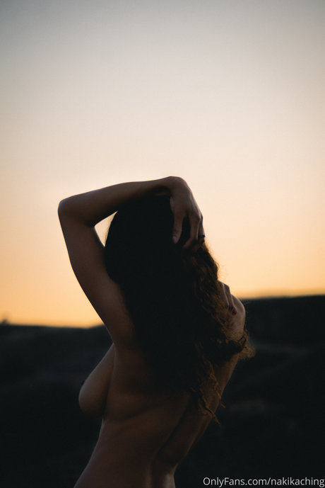 Naki Kaching_ model hd galerie