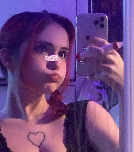 Gothicbratgf_ schauspielerin heiße bilder