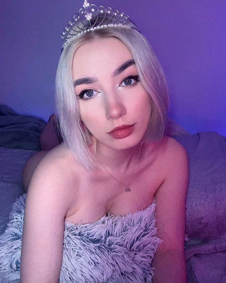 Juicy melody kostenlose akt bild