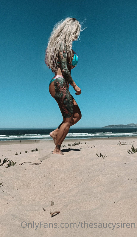 Stefani Picchi nacktheit akt galerie