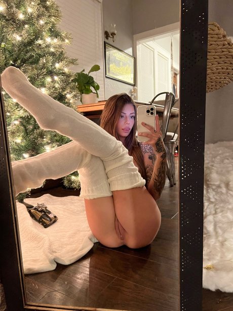 Kait Violet schauspielerin schöne galerie