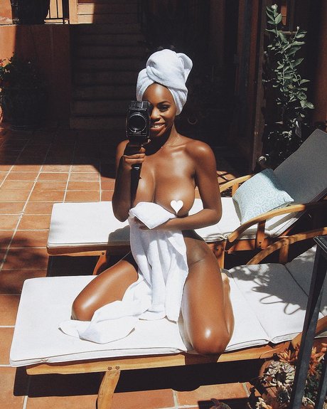 Lexi Hart_ nette pornostar archiv