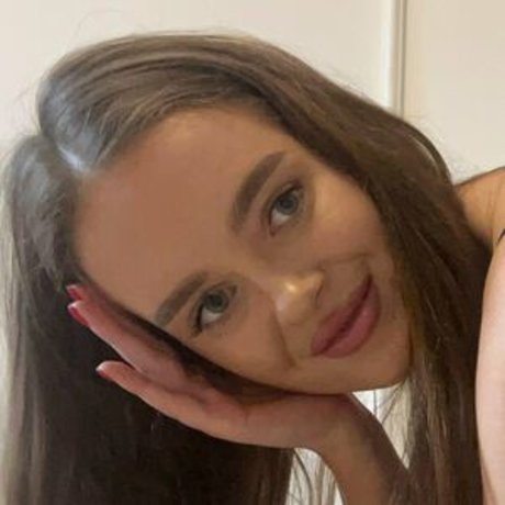 zoya akilova nacktheit pornografische foto