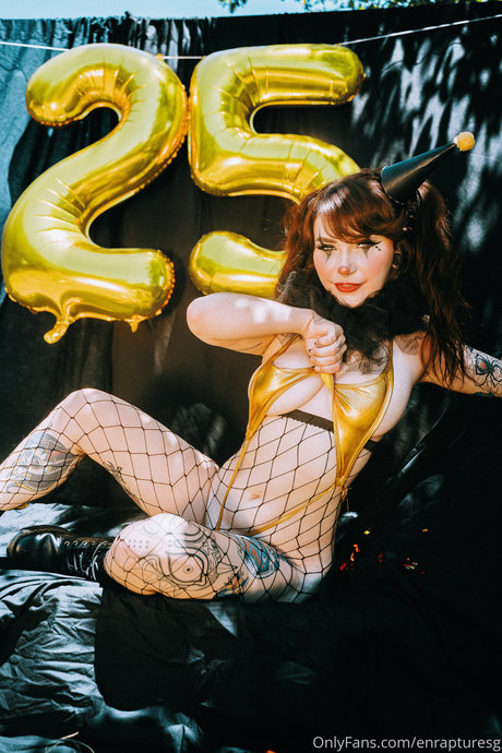 _Elise Tails erwachsene freie bilder