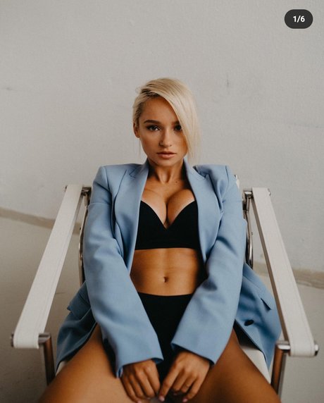 Zuzana Kardos freie hd galerien