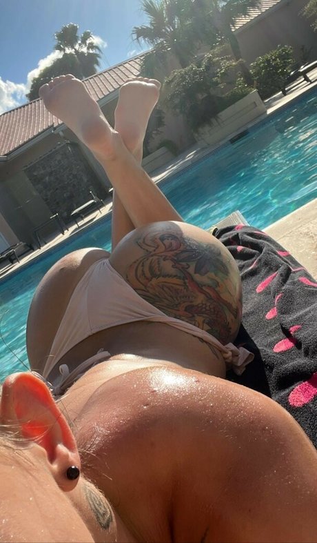 Zvezdana hübsche nackte bilder