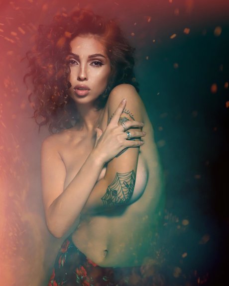 Aisux Aisultanax erwachsene erotische bilder