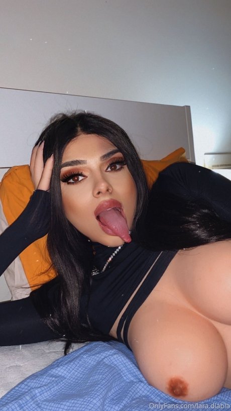 Lara Diabla pornostar erotische bild