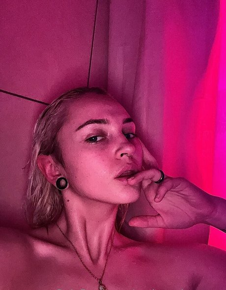 Regina Sahar hübsche kunst archiv