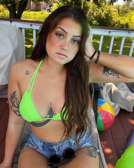 Alyssa Jeacoma Bilder