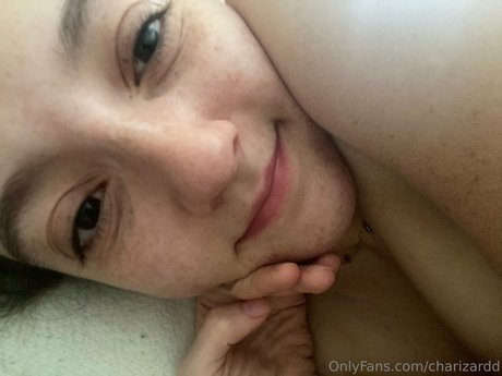 Charizard exklusive nackte bild