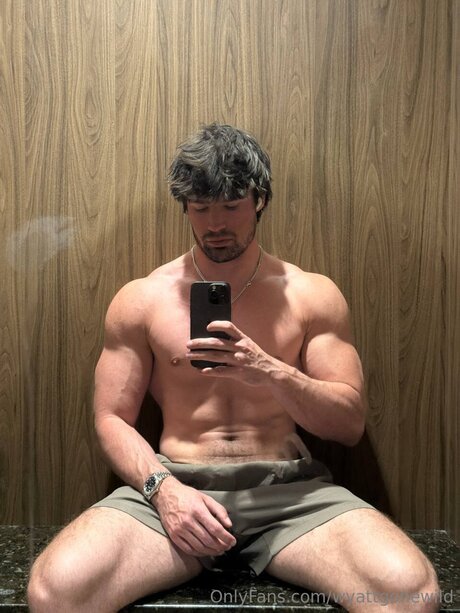 Wyattgonewild nackt erwachsene galerien