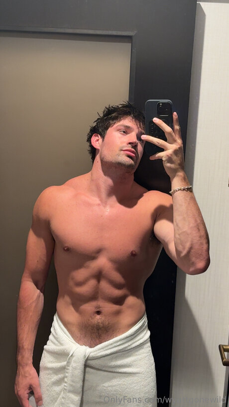 Wyattgonewild schöne kunst foto