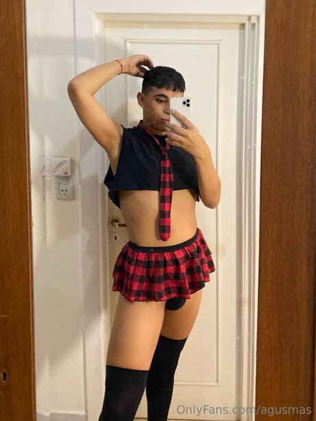 Agusmas schauspielerin perfekte galerien