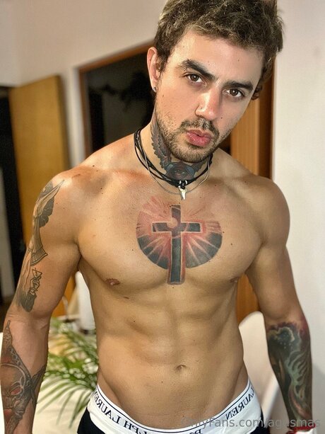 Agusmas erwachsene akt galerie