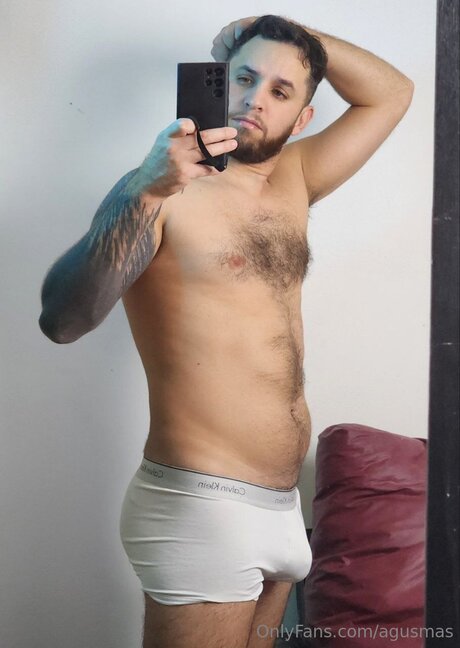 Agusmas model nackt bilder