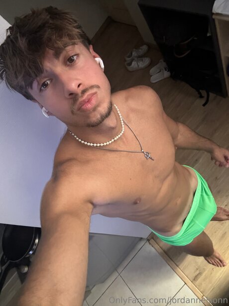 Jordannelsonn schauspielerin top galerien