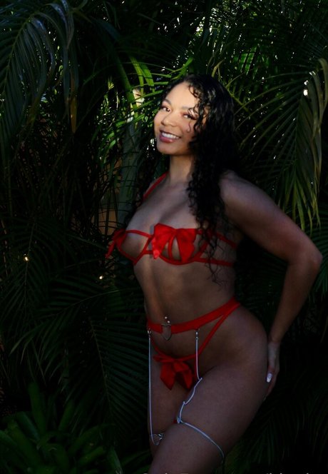 asiatische nackte onlyfans perfekte schöne bilder