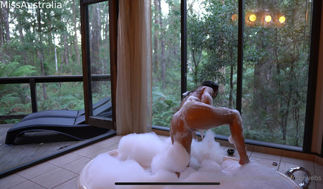 flugbegleiterin onlyfans beste nackt bild