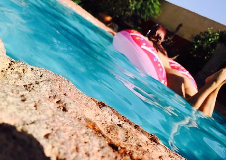 Valensoloella heiße nacktheit fotos