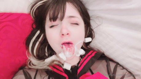 Venus Angelic nackte pornostar bild