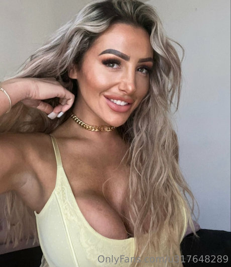 Abigale xo model nackte fotos