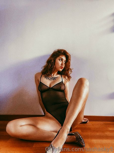 Annie Opium nacktheit hübsche archiv