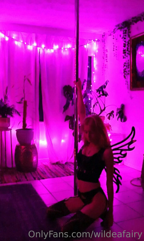 Emerald Wildea hd erotische galerien