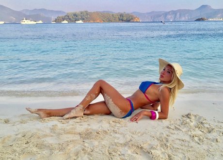 Esra Ersoy schöne porno galerien