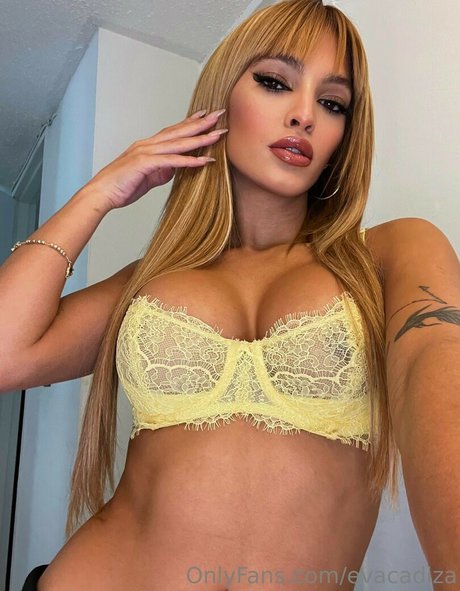 Eva Cadiza model hd archiv