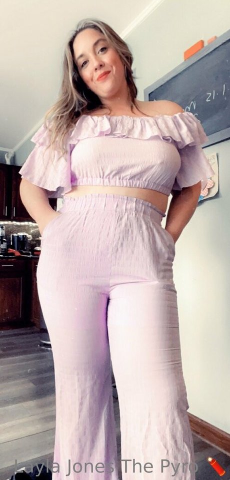 Layla Jones schöne porno foto