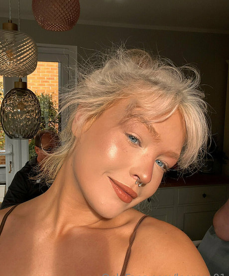 Leo Rose erotische freie foto