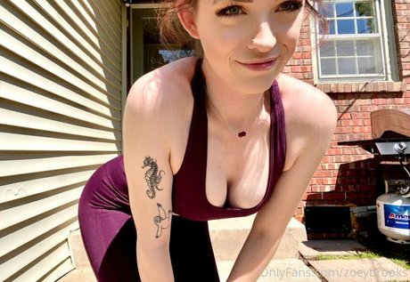 fansly onlyfans exklusive akt archiv