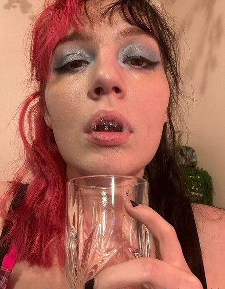 zoeybenzz nacktheit exklusive fotos