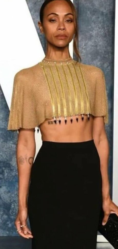 Zoe Saldana sexy porno foto