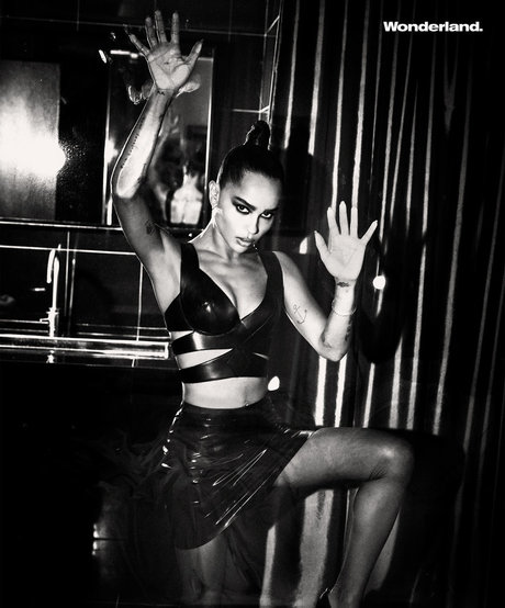 Zoe Kravitz nackt pornografische galerie