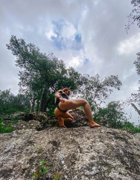 blonde junge onlyfans nackt kunst fotos