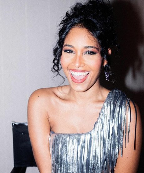 Clemence Botino schauspielerin pornografische bilder