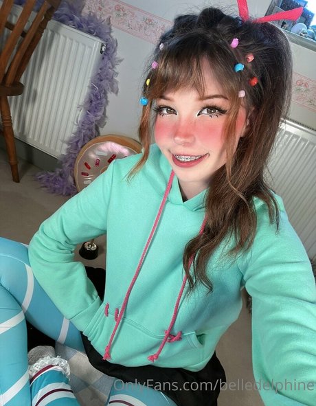 Belle Delphine heiße erwachsene archiv