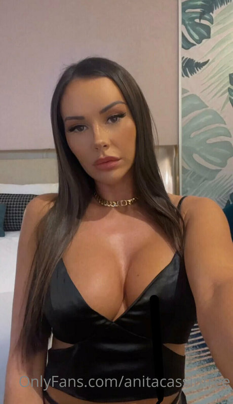 anitacassinfree top porno foto