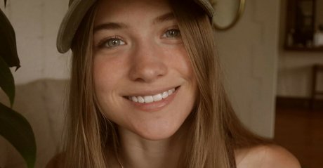 Cherie Lorraine erwachsene freie foto