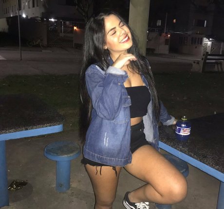 Giovanna Delvaux heiße exklusive fotos