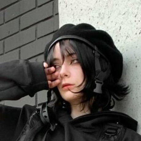 Pitayaq kostenlose nackt bild