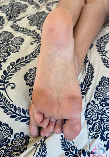 Anissa KATE top bild