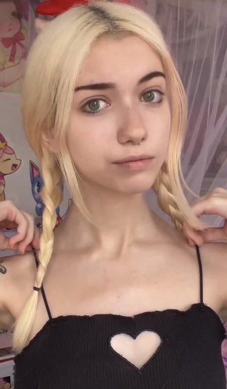 Iluvmeww freie nackten bilder