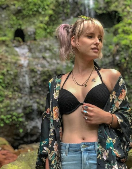 Sonja Reid porno hübsche fotos