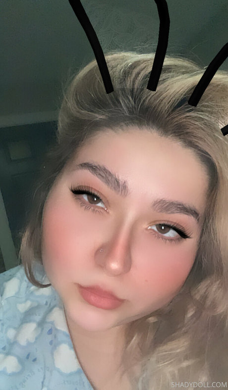 shadydoll erotische nackt bild