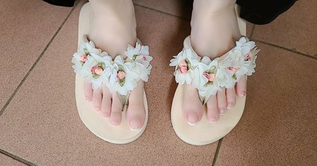 18 teen onlyfans nacktheit pornografische bild